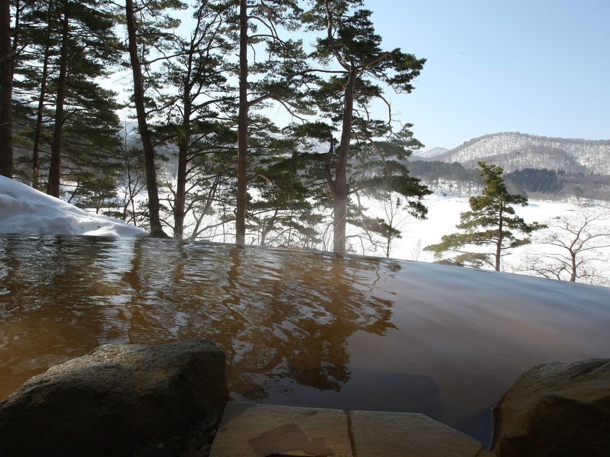 Kitashiobara Urabandai Lake Resort Goshiki No Mori מראה חיצוני תמונה